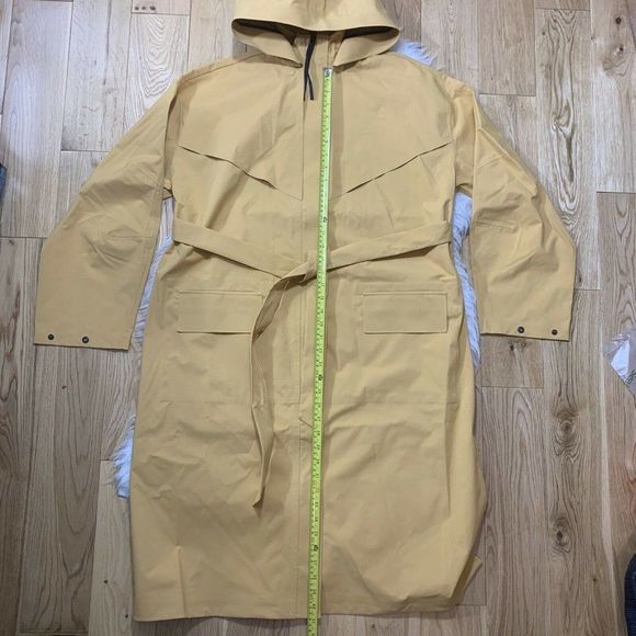 Nike Tech Pack Water-Resistant Trench Coat Bucktan CZ8932-204 Medium NWT Parka - Picture 12 of 12